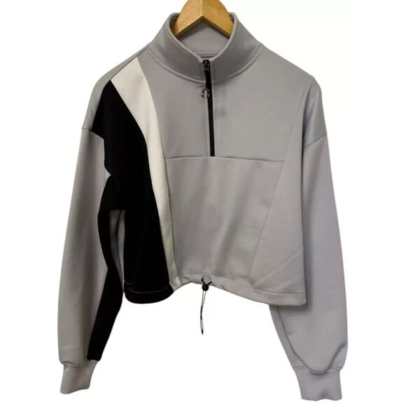 Tops - Sports Illustrated Arctic Gray Cropped Long Sleeve Quarter Zip Pullover- Small